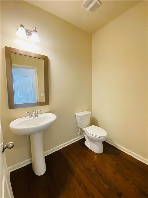 1509 Charcoal Ives Road