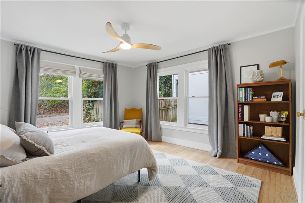 1452 North Avenue NE