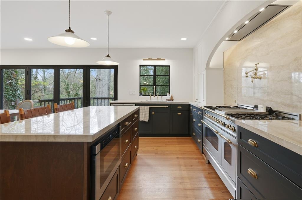 1452 North Avenue NE