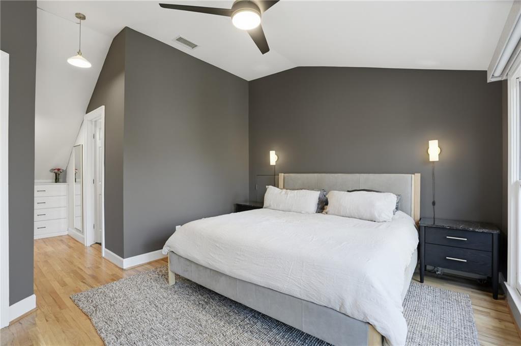 1452 North Avenue NE