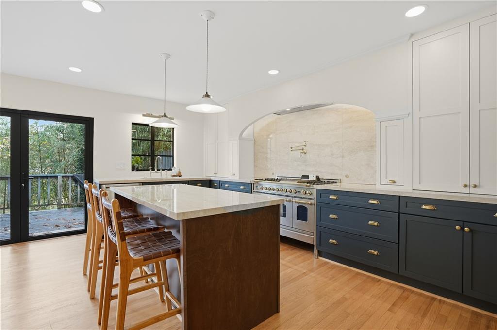 1452 North Avenue NE