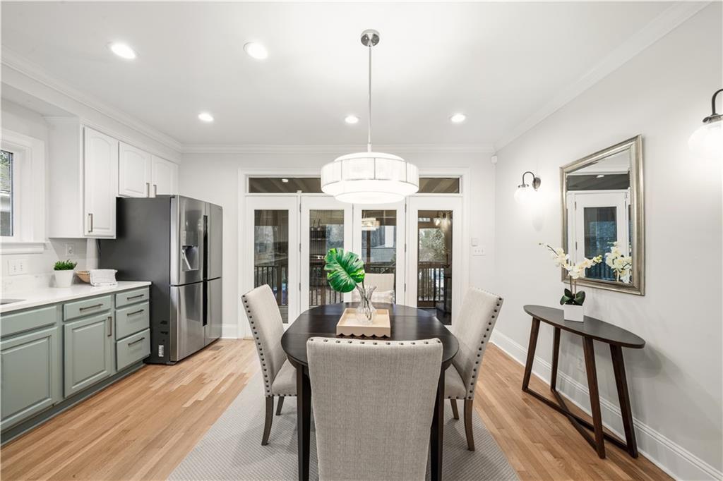 727 Brookridge Drive NE