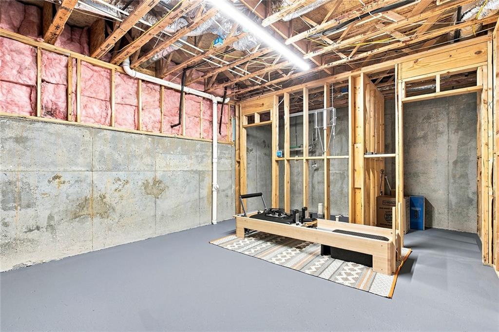3197 Madison Avenue NE
