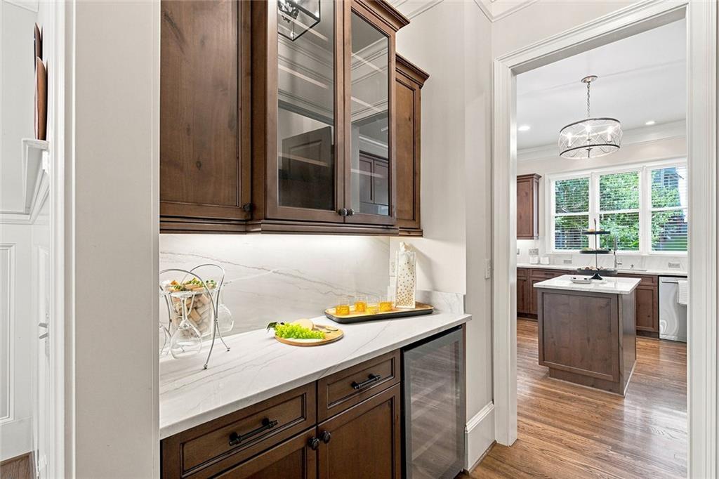 3197 Madison Avenue NE