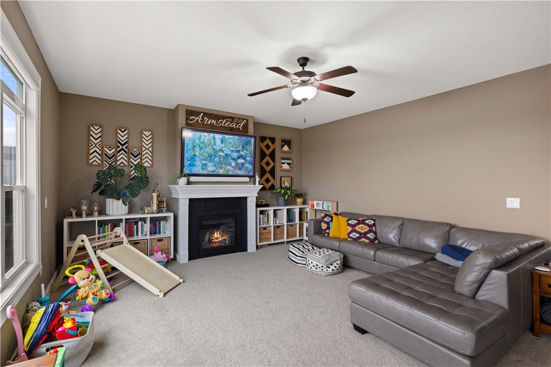 7913 NW 95th Street