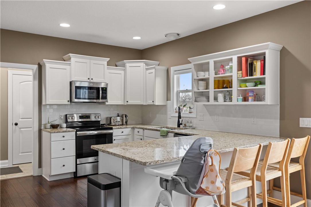7913 NW 95th Street