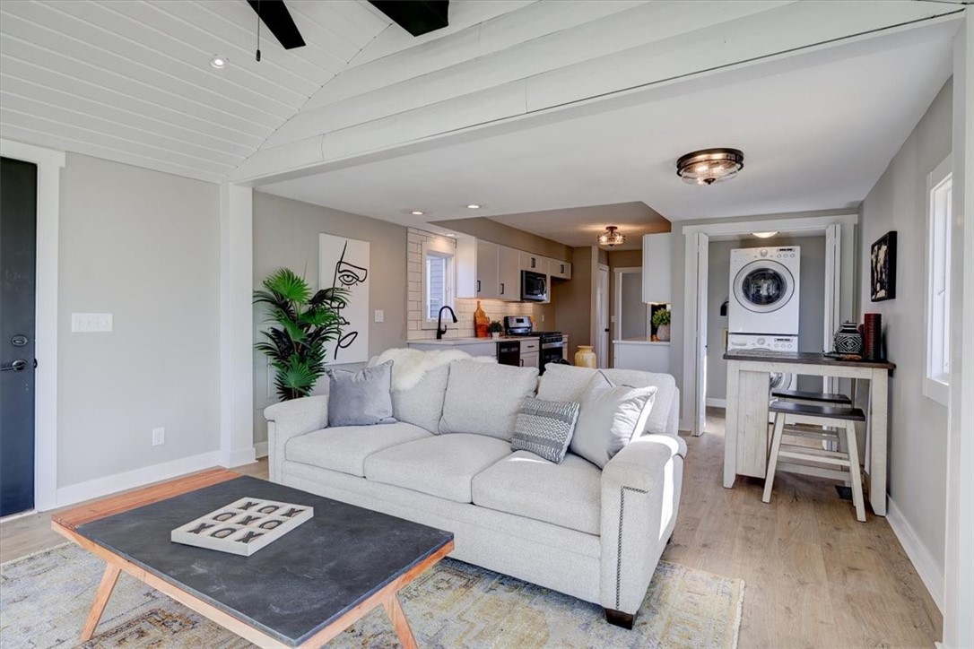 306 Walnut Avenue