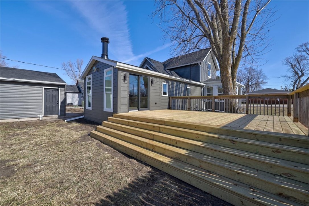 306 Walnut Avenue