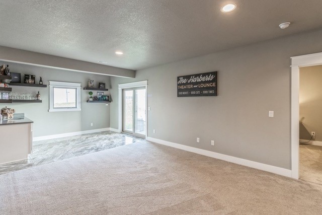 405 NW Beechwood Drive