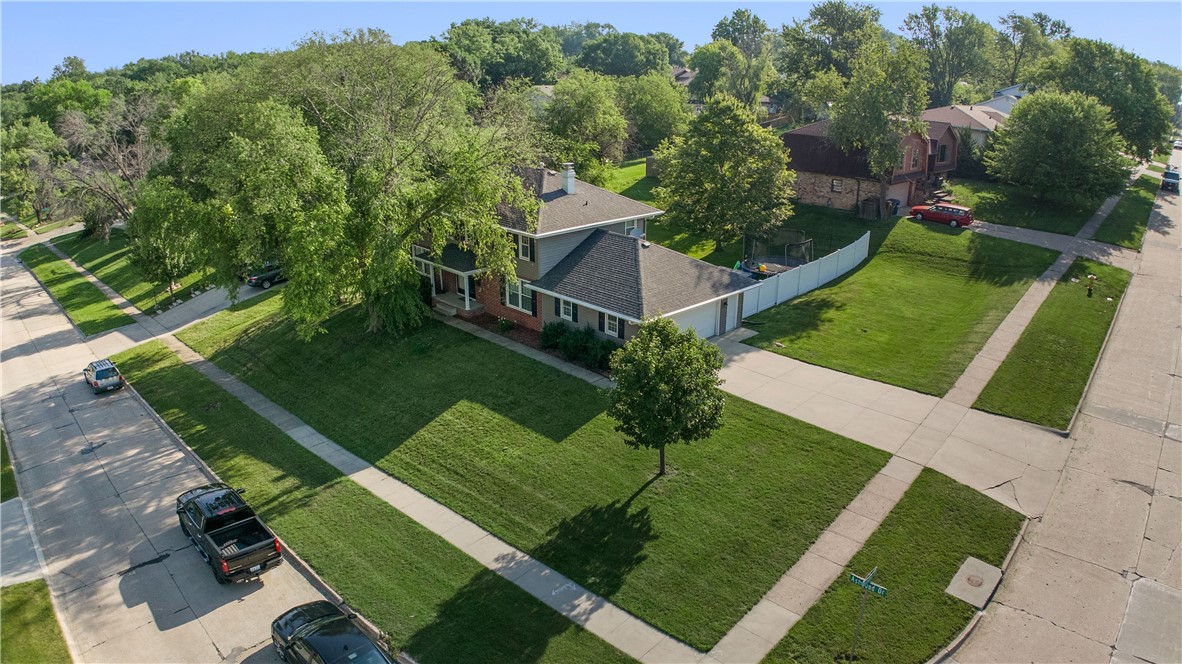 2805 Ashwood Drive