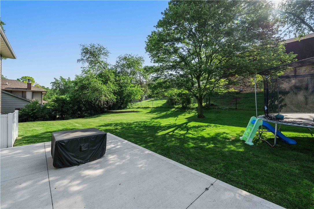 2805 Ashwood Drive