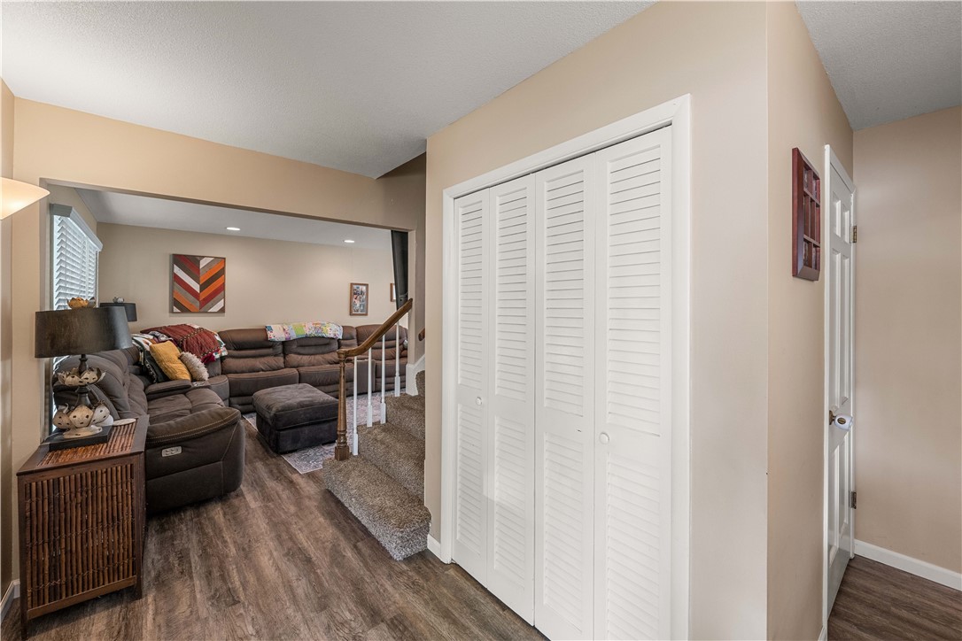 2805 Ashwood Drive