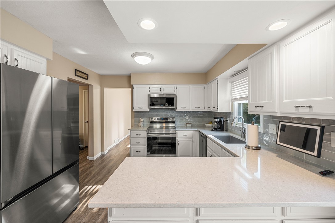 2805 Ashwood Drive