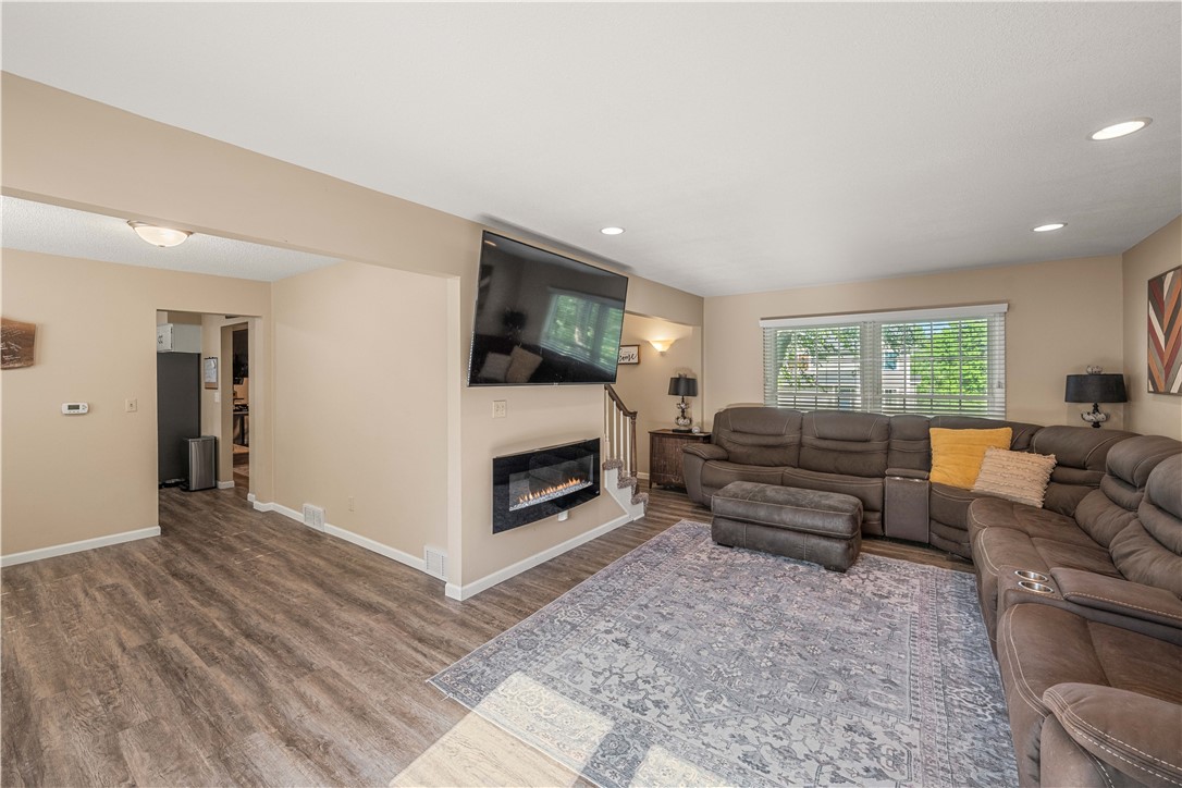 2805 Ashwood Drive