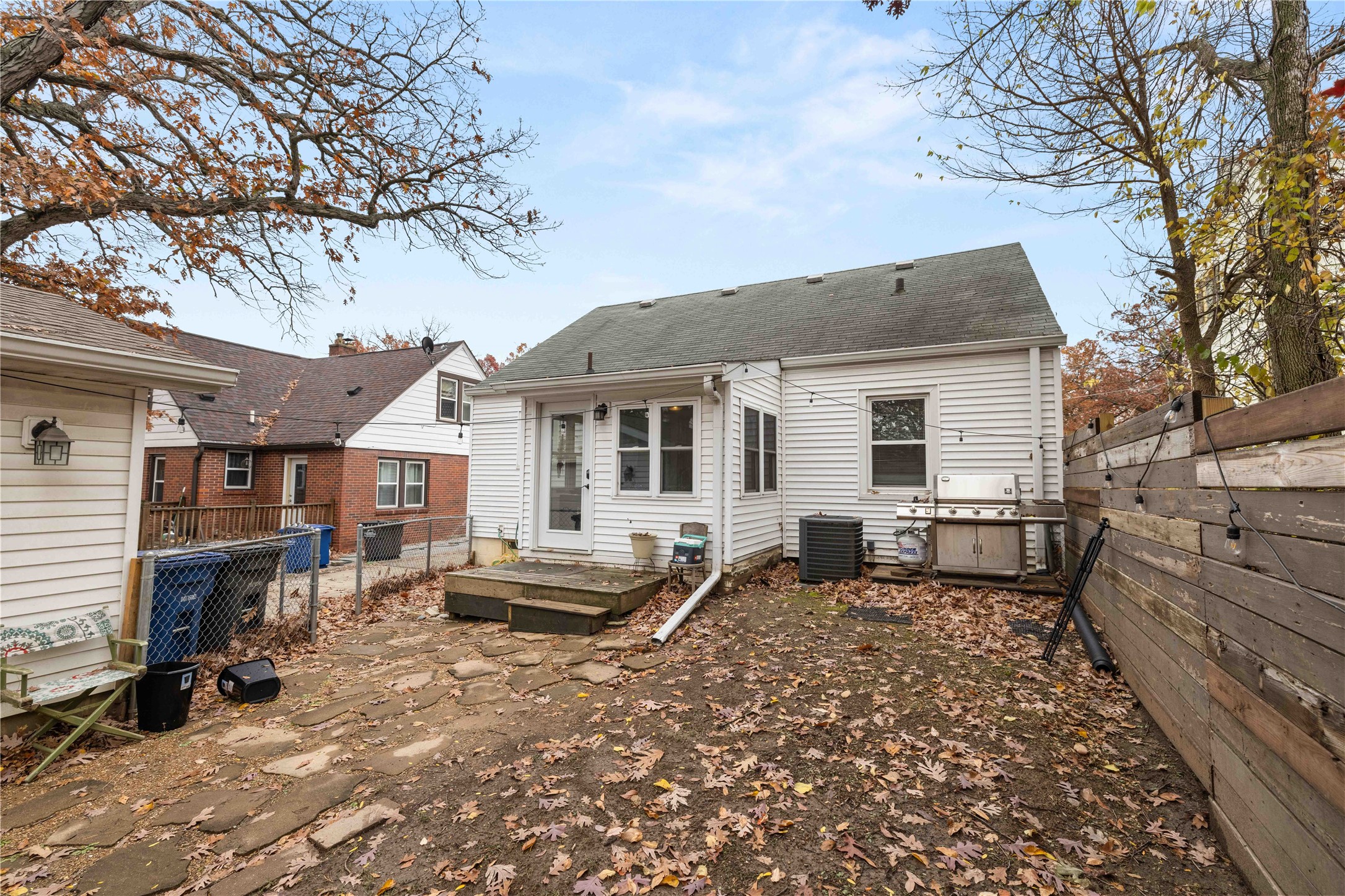 1158 chautauqua Parkway