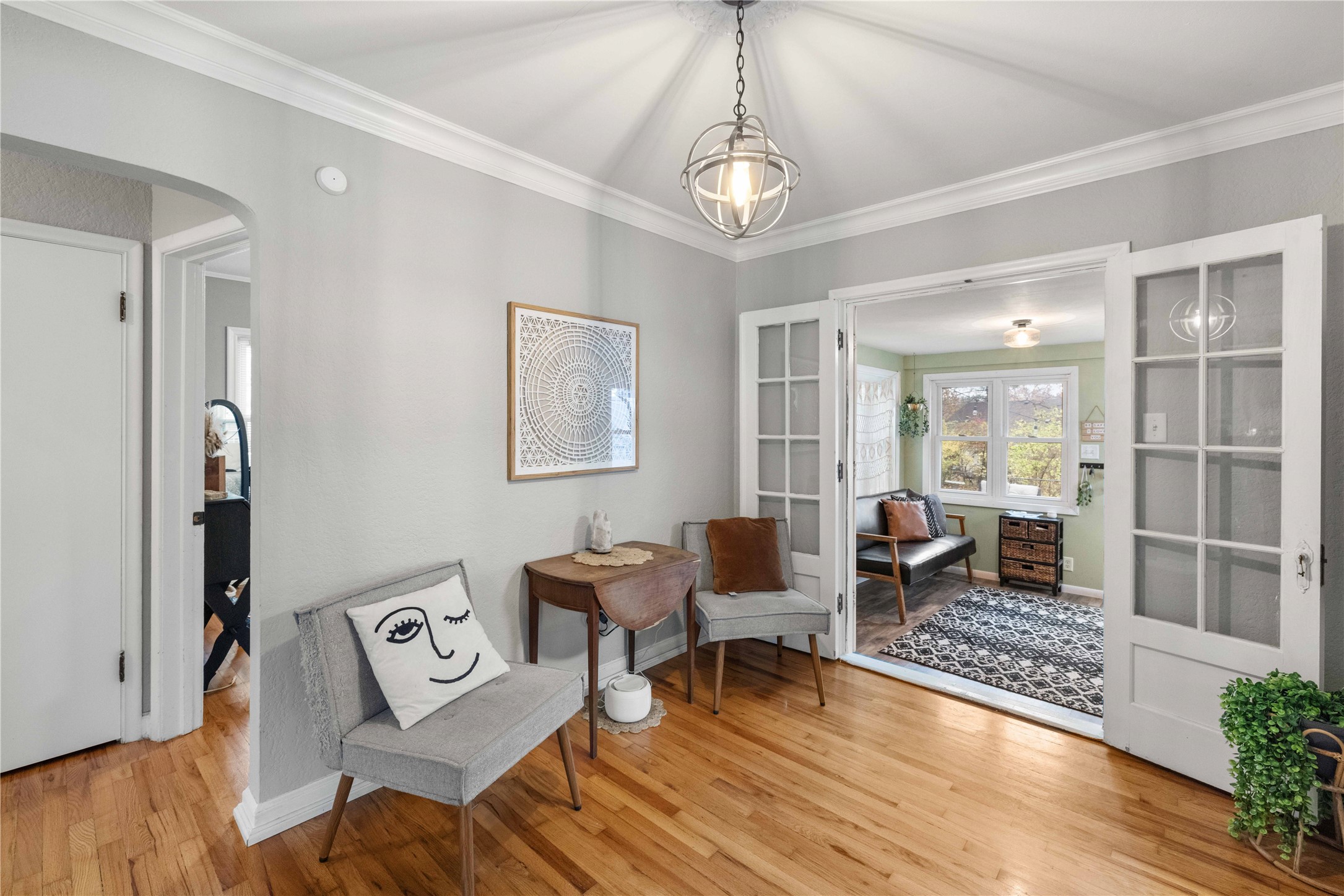 1158 chautauqua Parkway