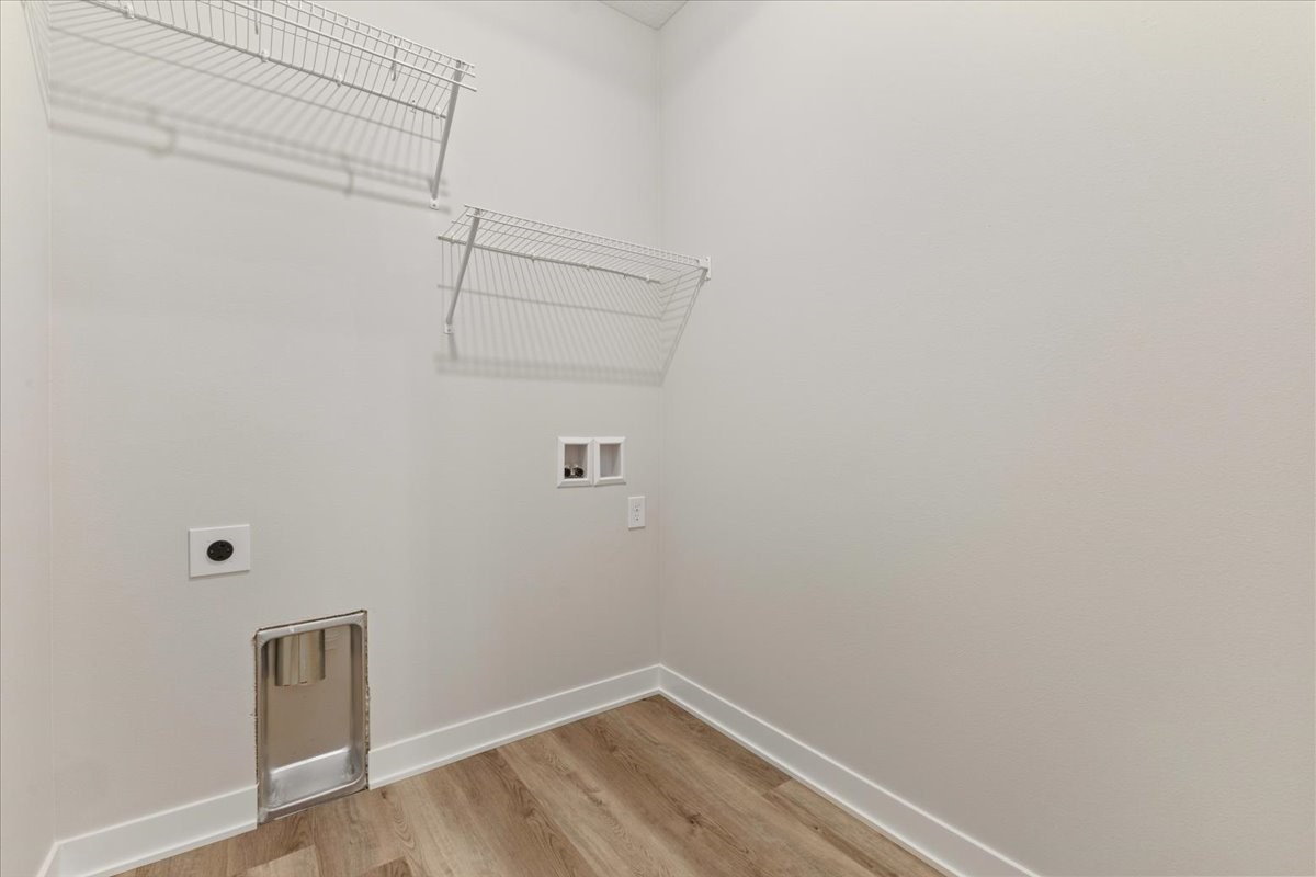 1910 16th Circle SE
