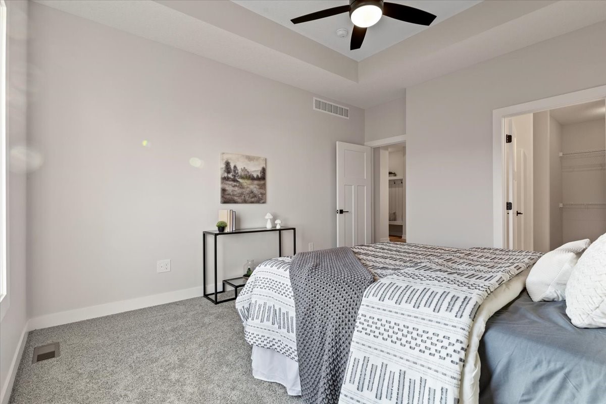 1910 16th Circle SE