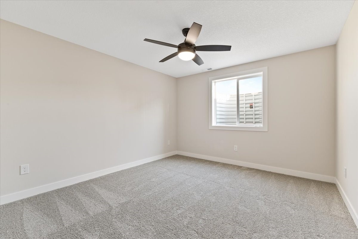 1910 16th Circle SE