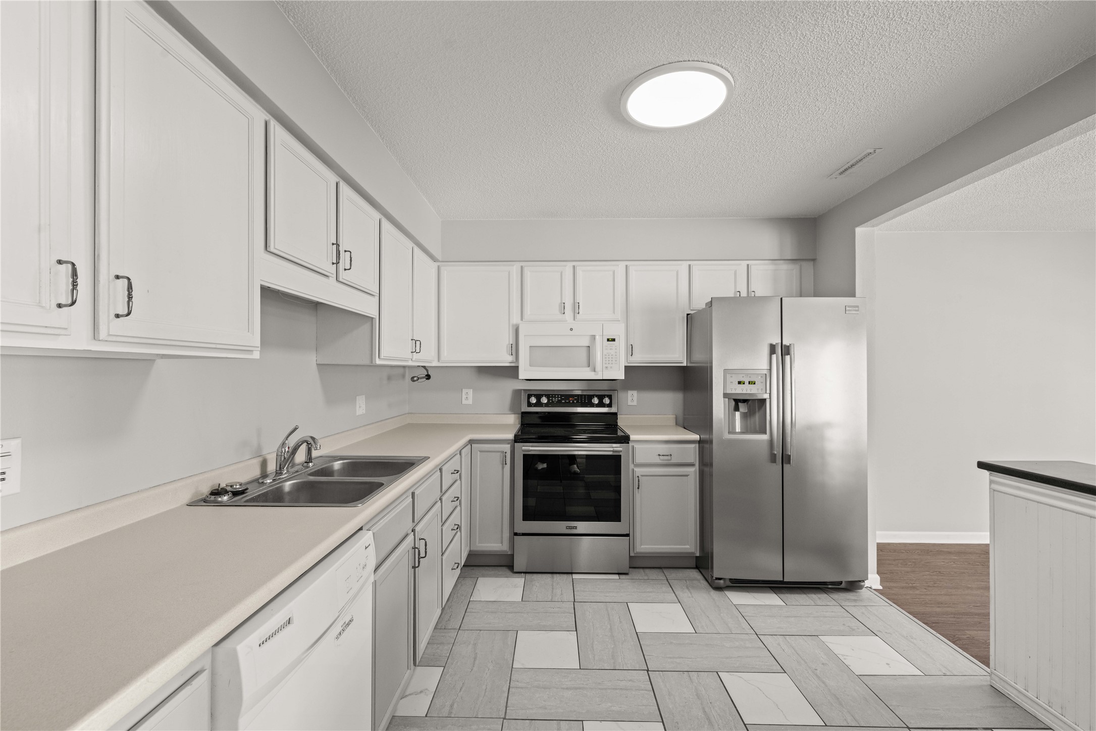 1240 49th Street 5