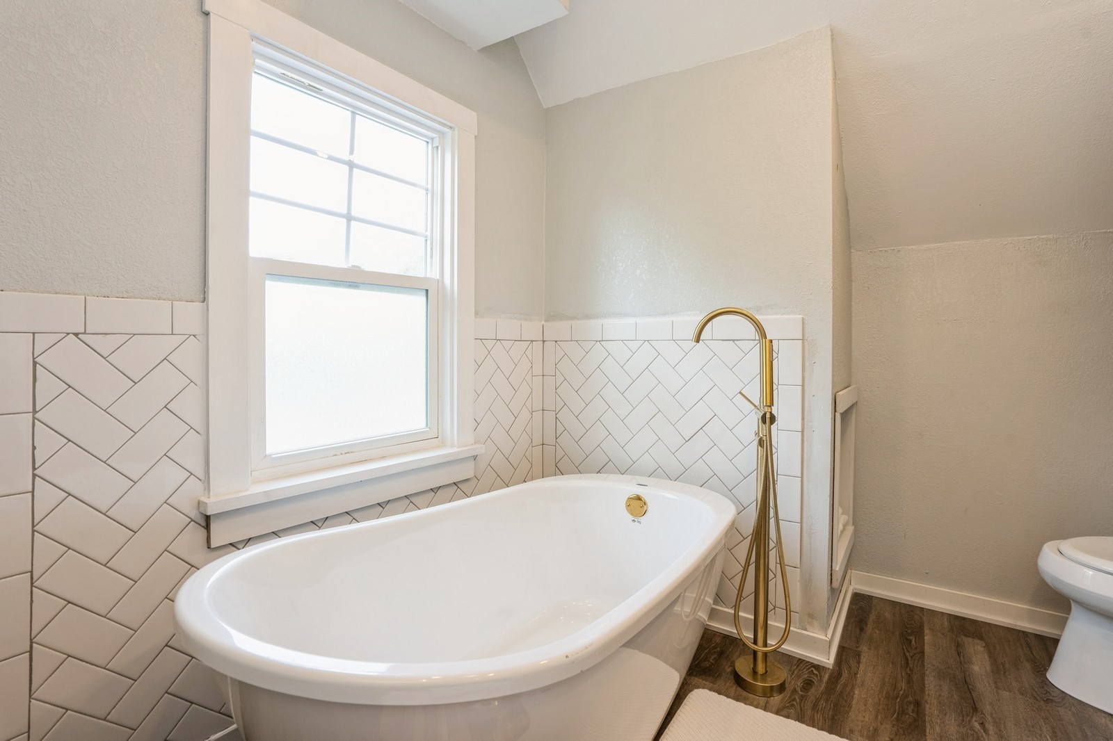 140 N 7th Street