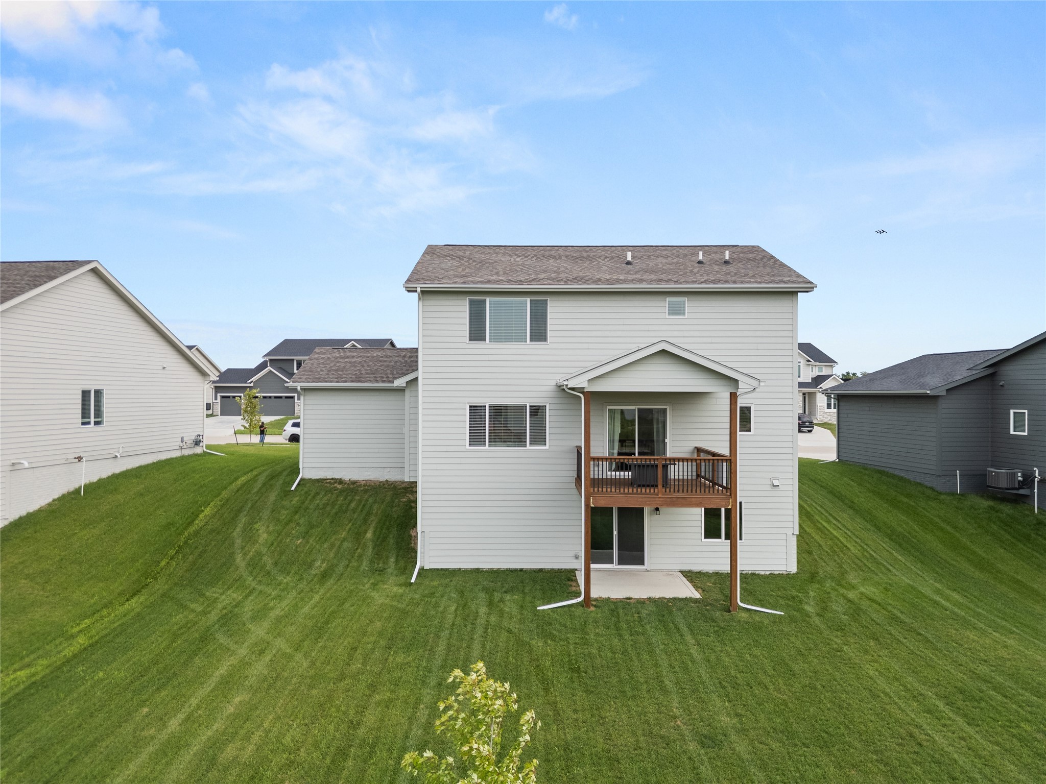 60 NW Valleyview Drive