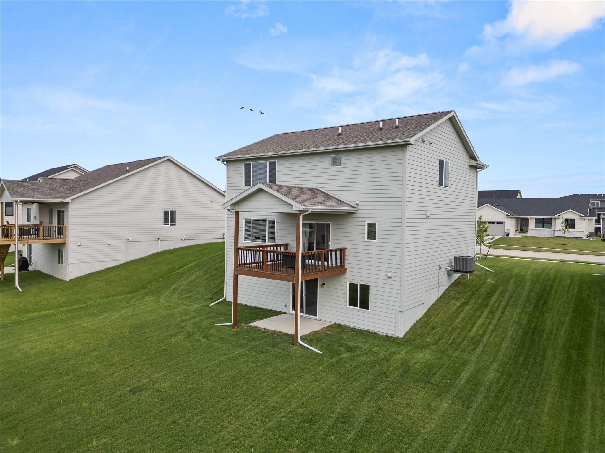 60 NW Valleyview Drive