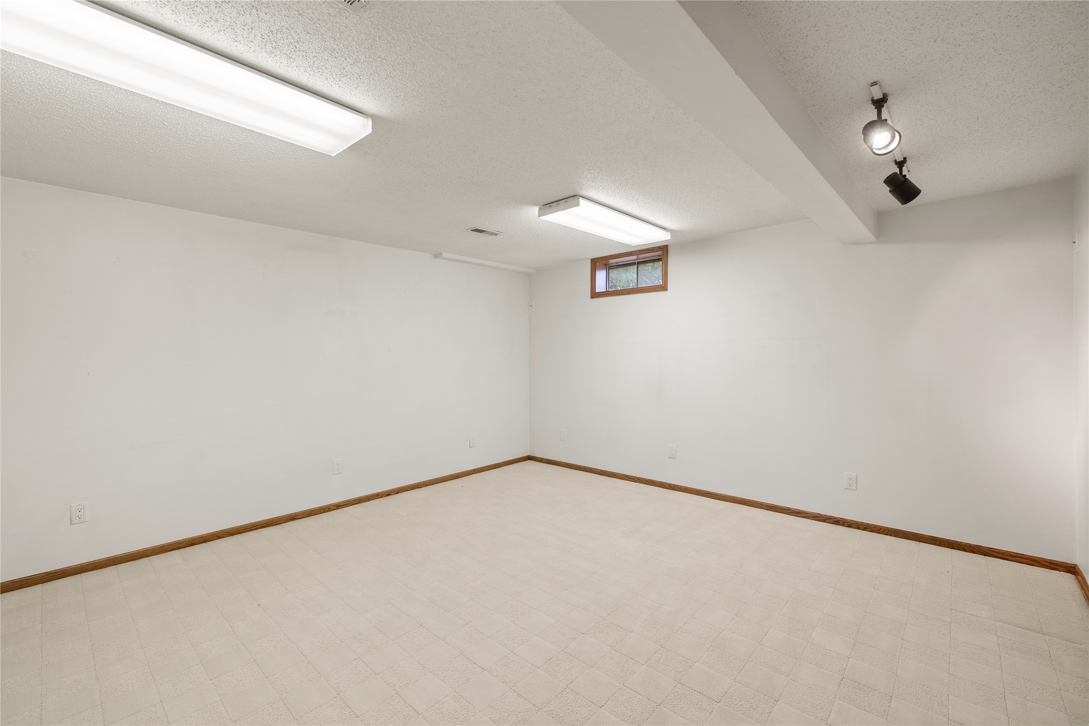6671 NW 48th Street