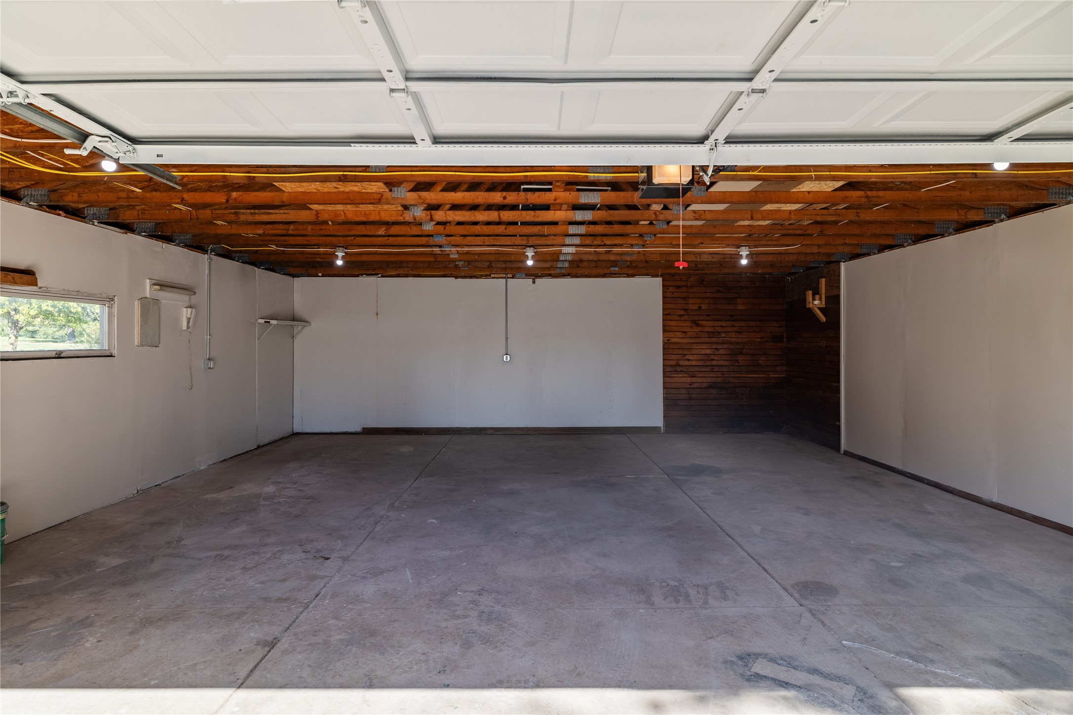 615 W Fifth Street