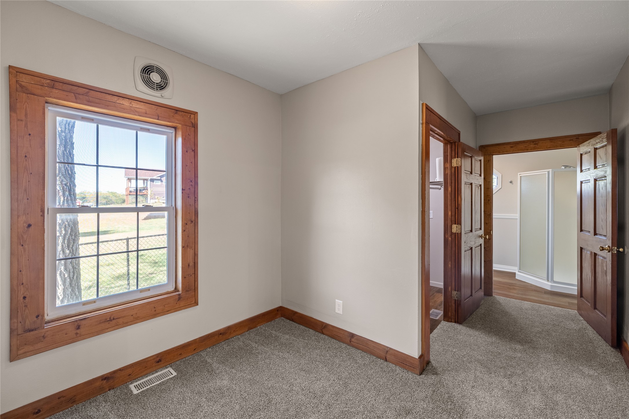 615 W Fifth Street