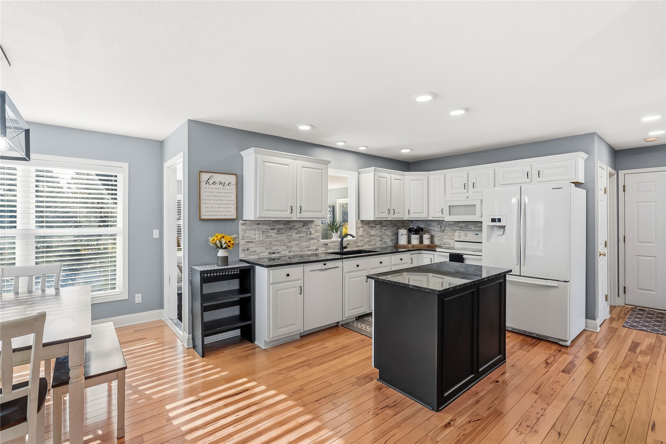 3704 SE Redbud Court