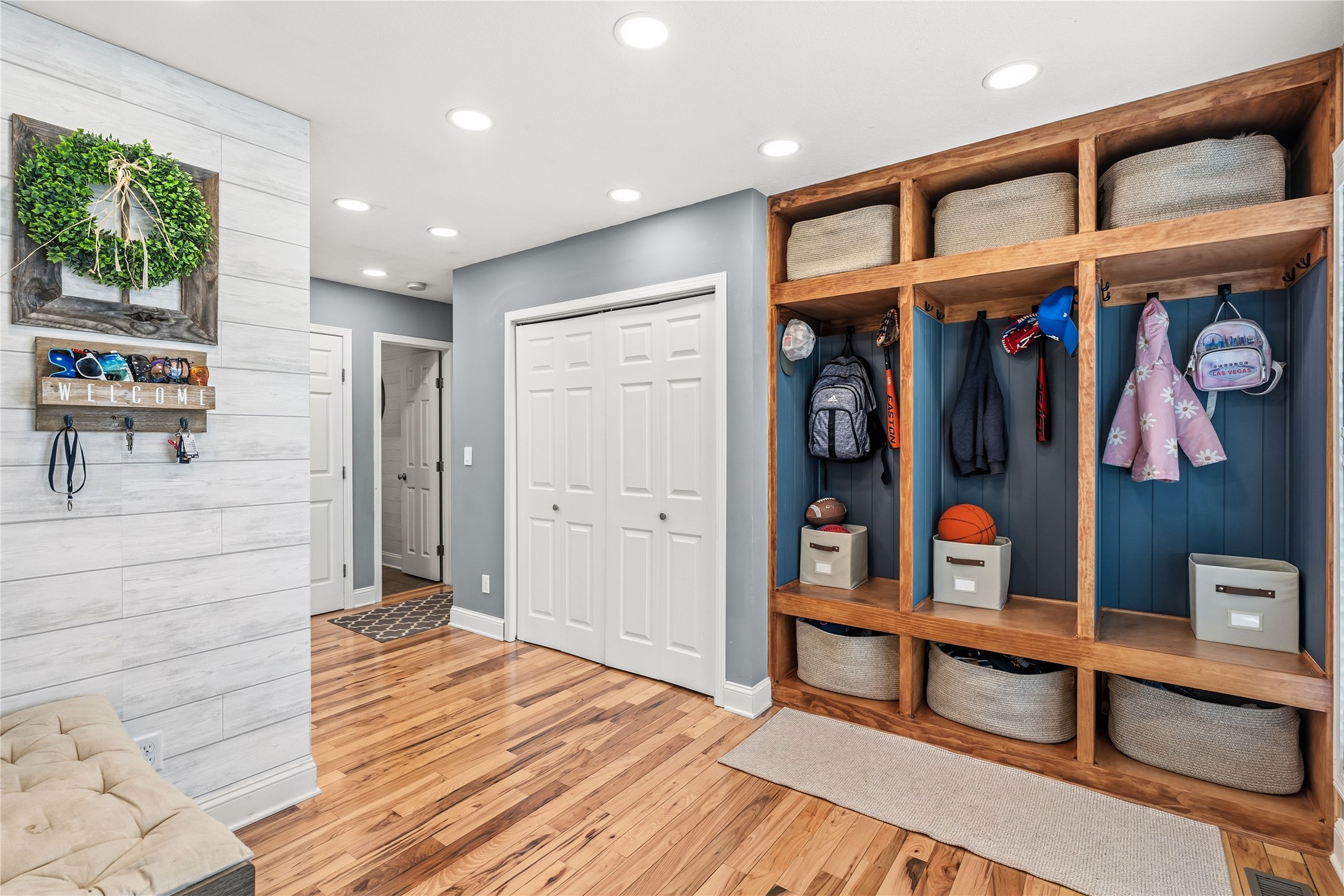 3704 SE Redbud Court