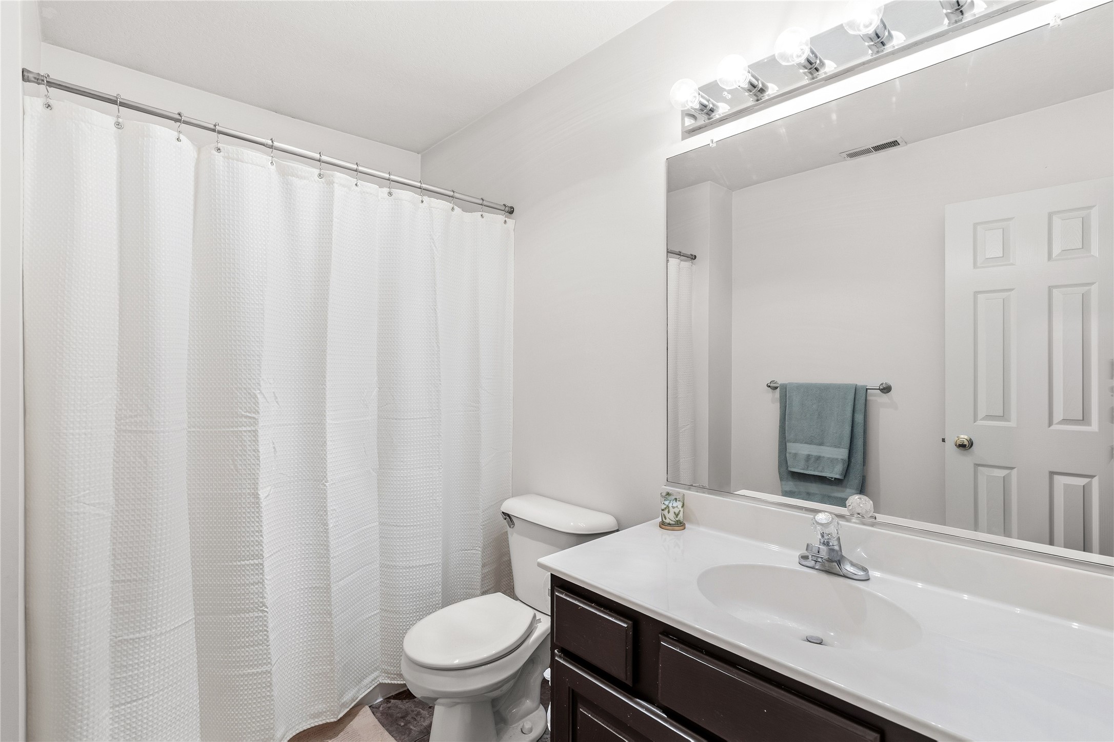 3704 SE Redbud Court