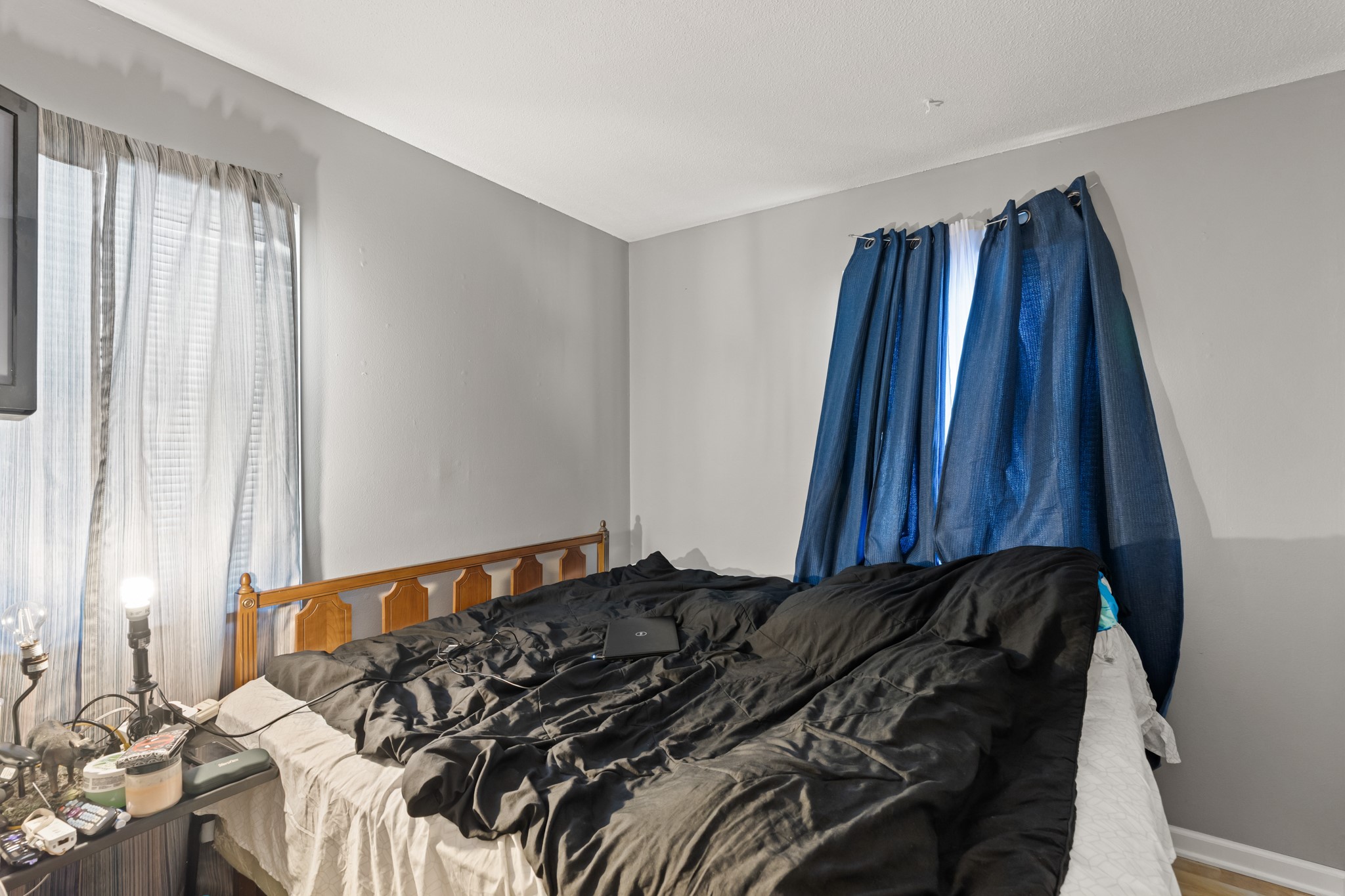 301 & 303 W 1st Street