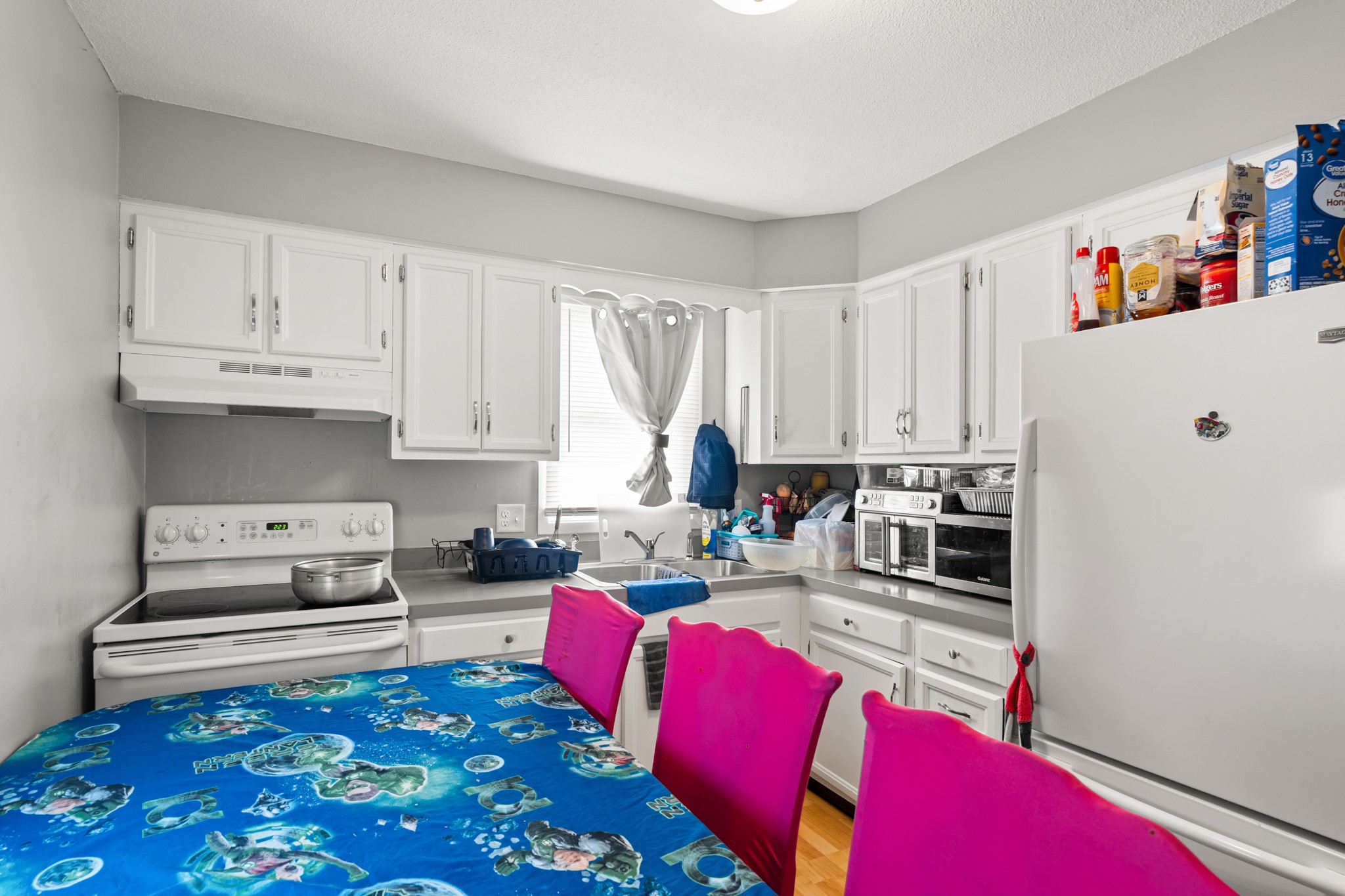 301 & 303 W 1st Street