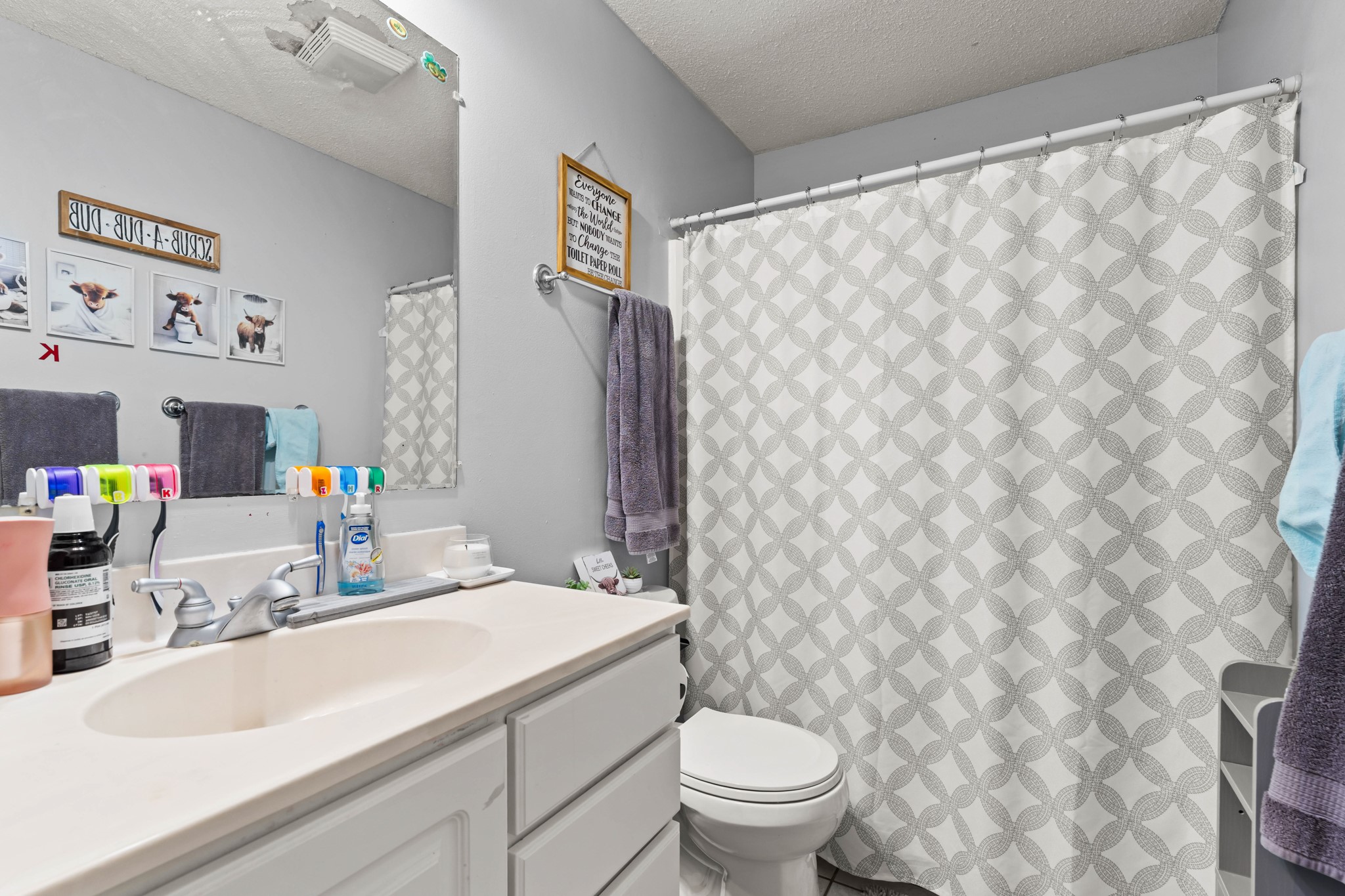 301 & 303 W 1st Street