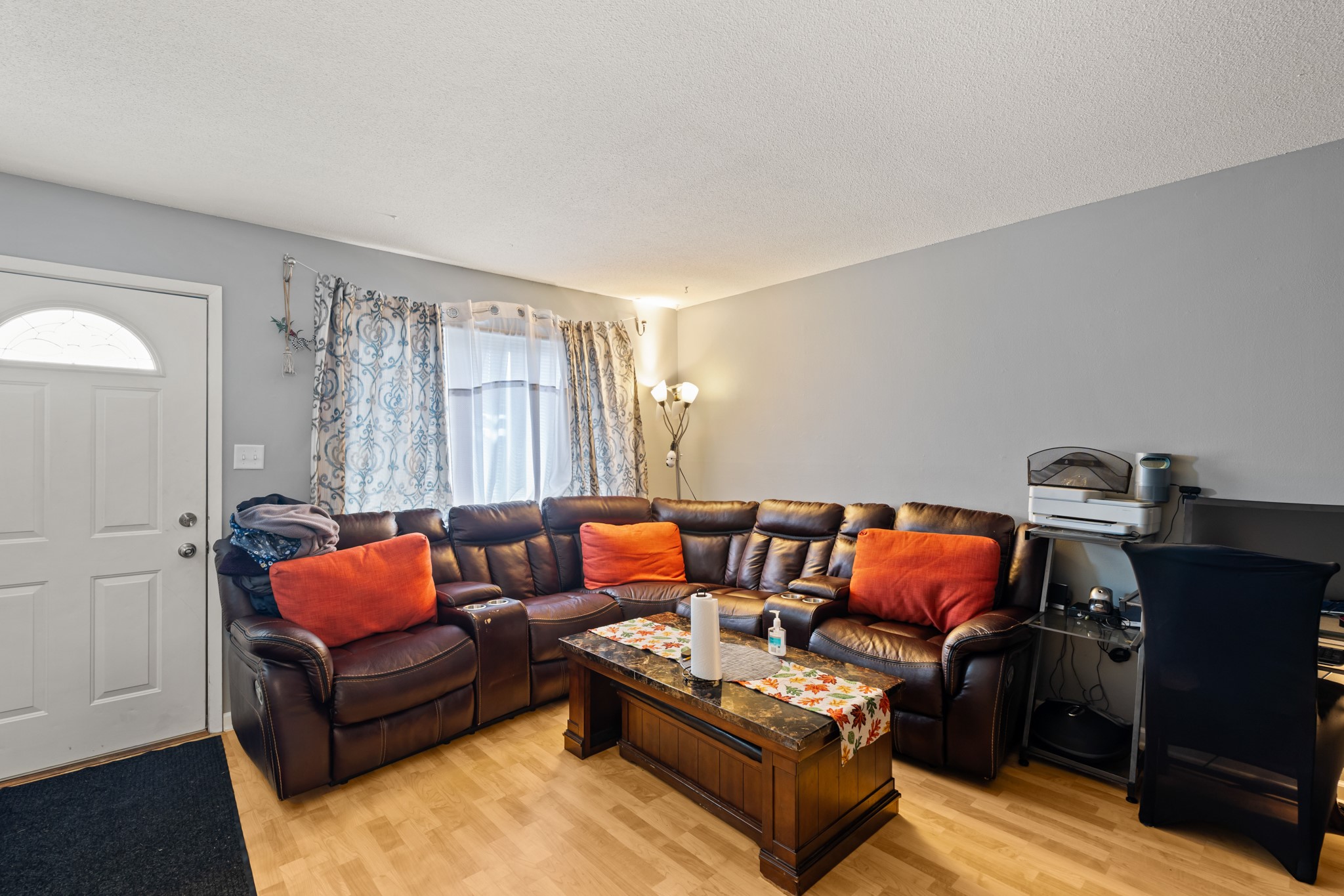 301 & 303 W 1st Street