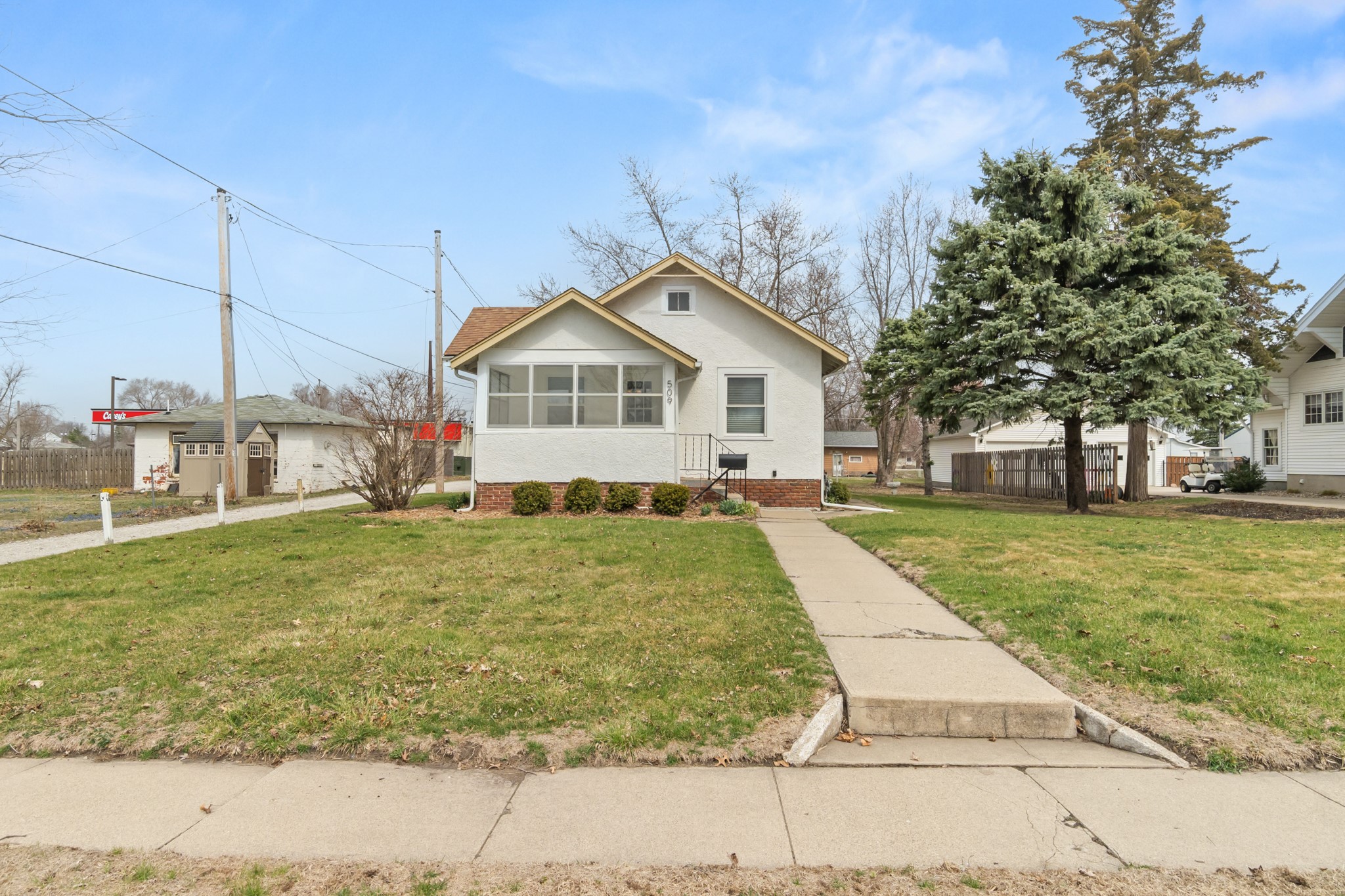 509 E 1st Street