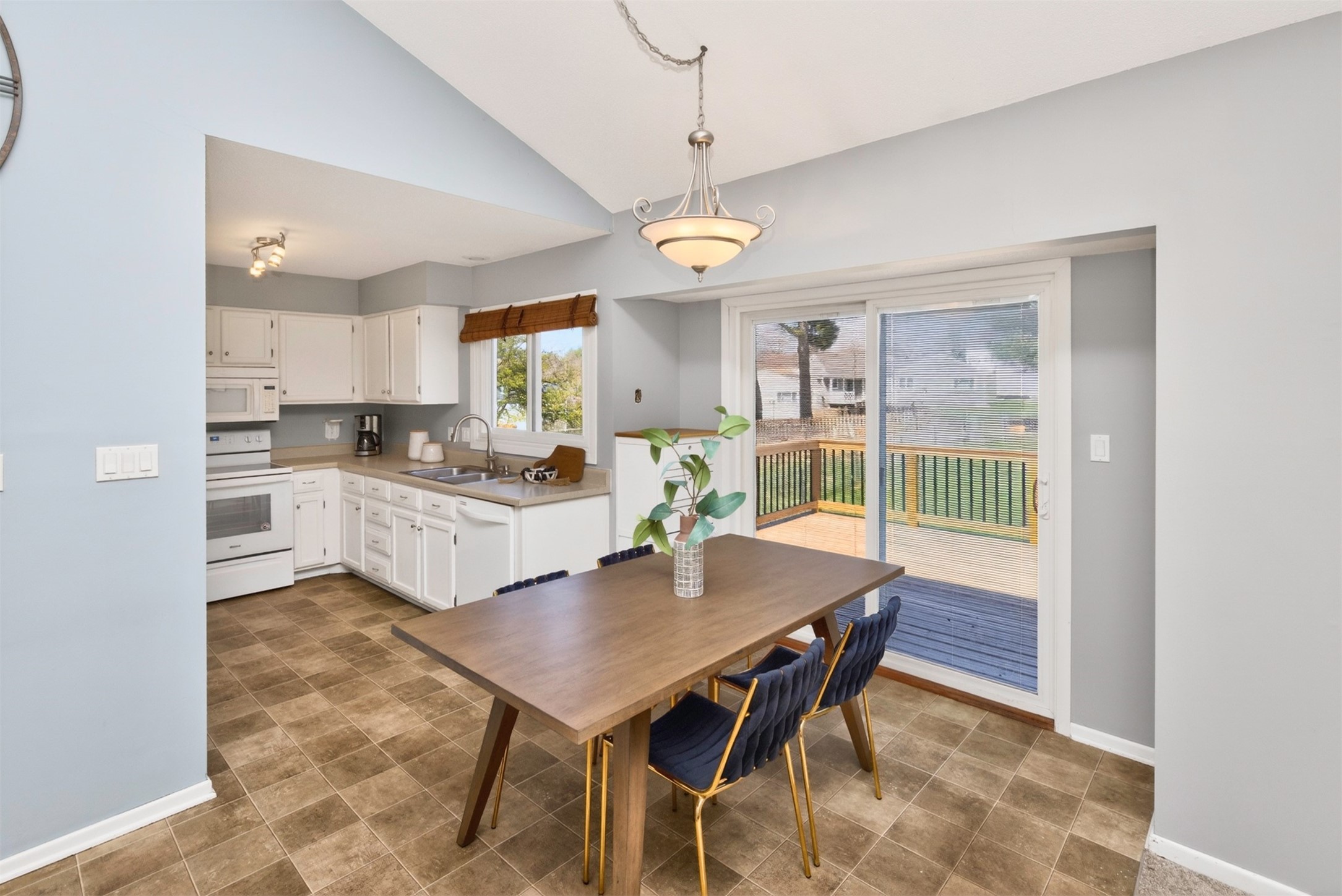 8003 N Walnut Creek Drive