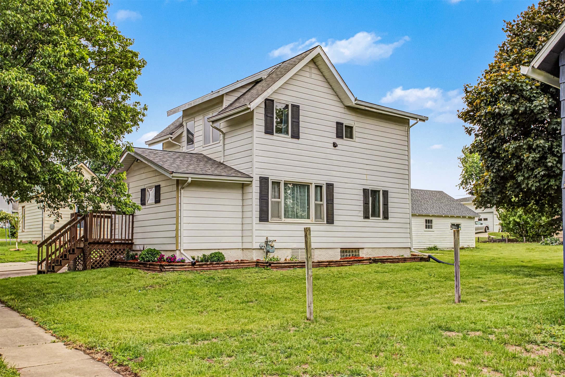 207 N Union Street