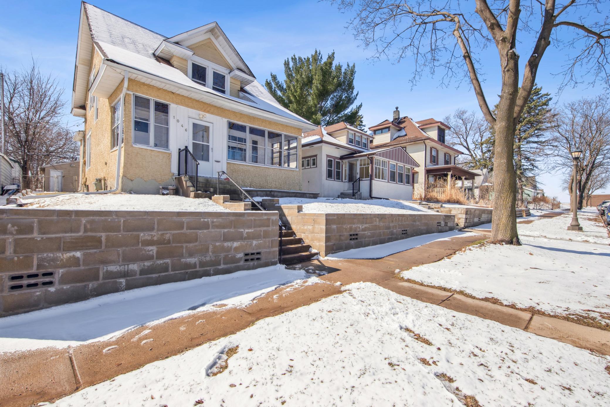 1046 Magnolia Avenue E