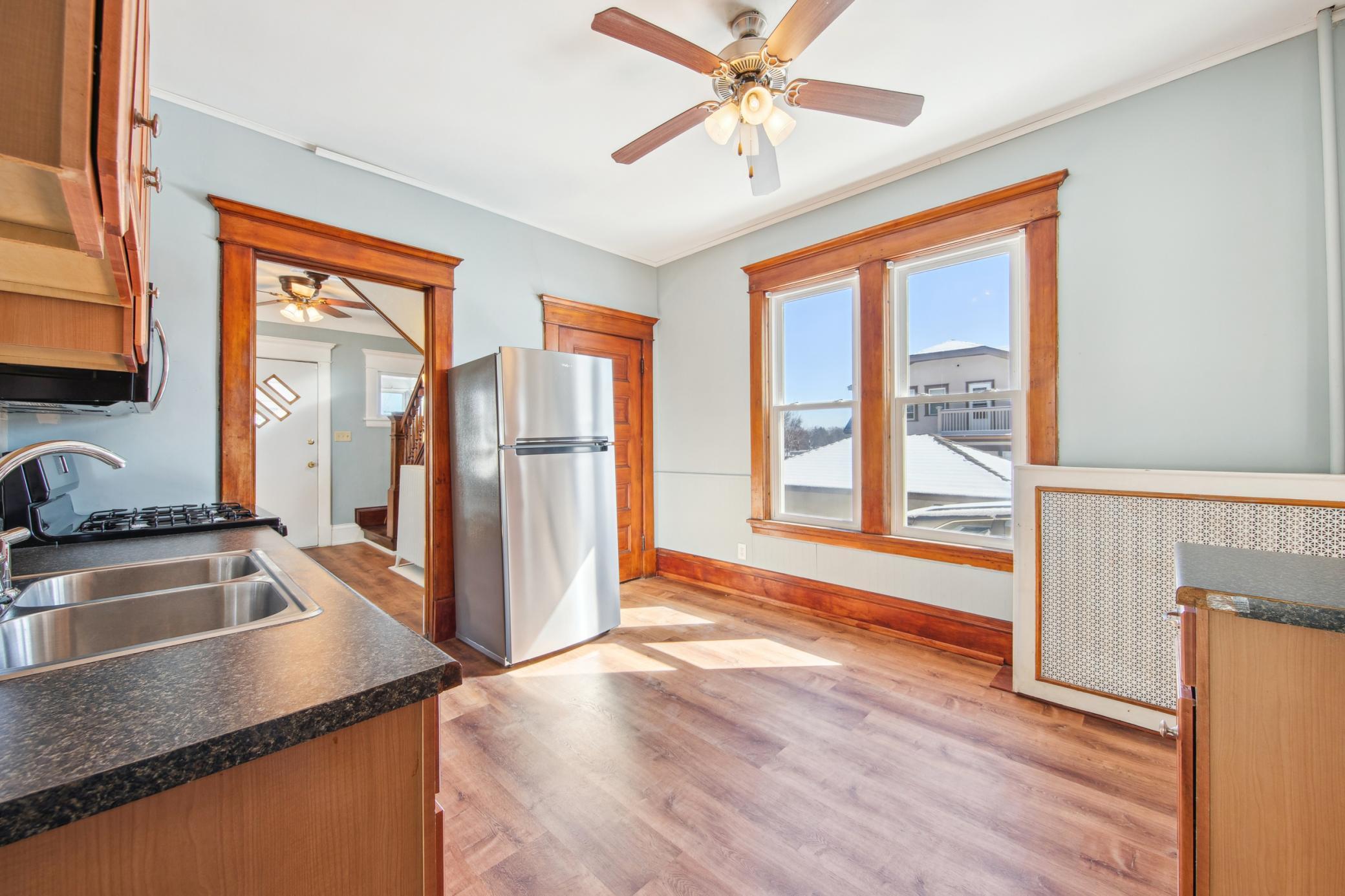 1046 Magnolia Avenue E