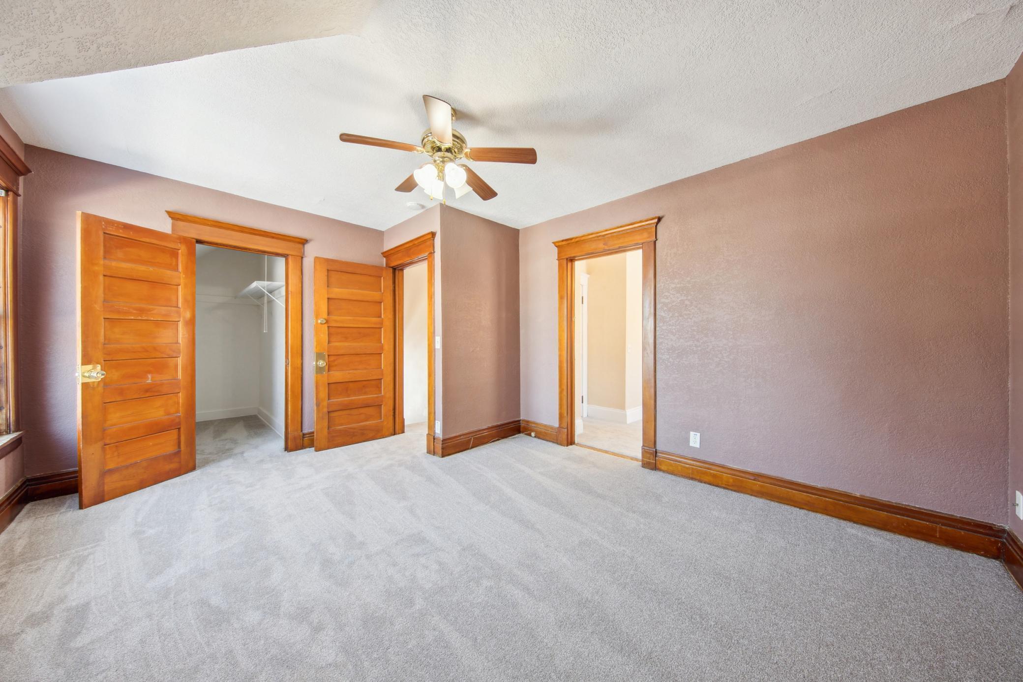 1046 Magnolia Avenue E