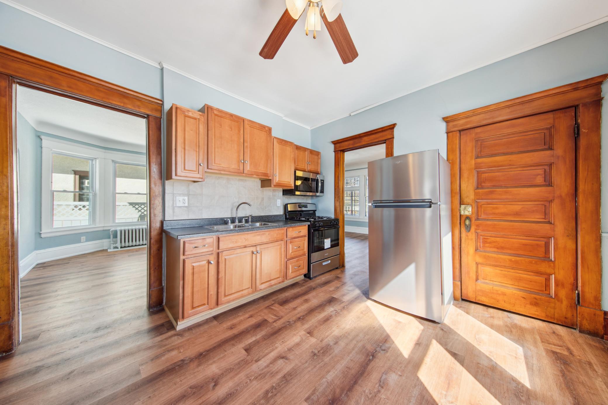 1046 Magnolia Avenue E