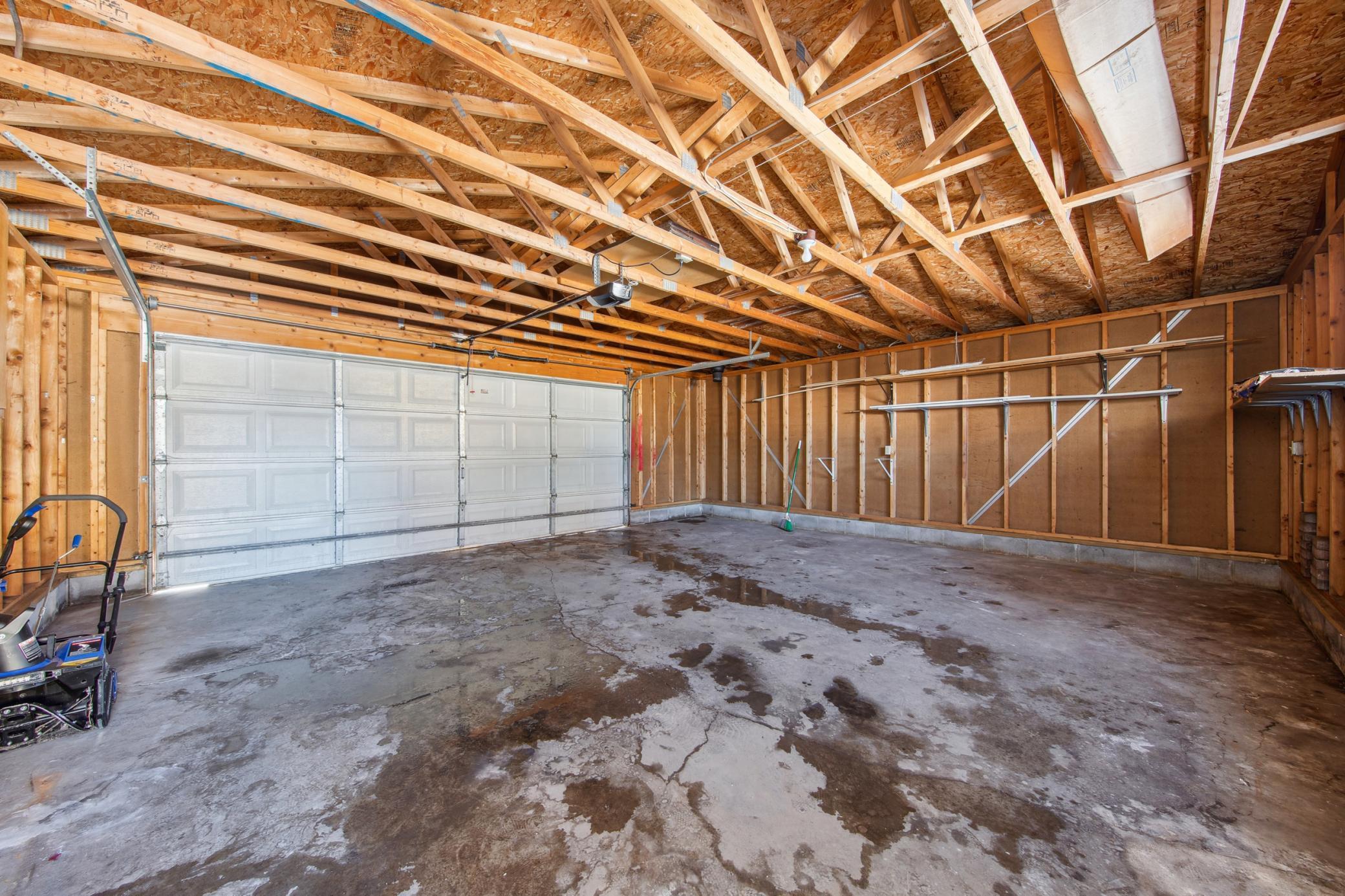 1046 Magnolia Avenue E