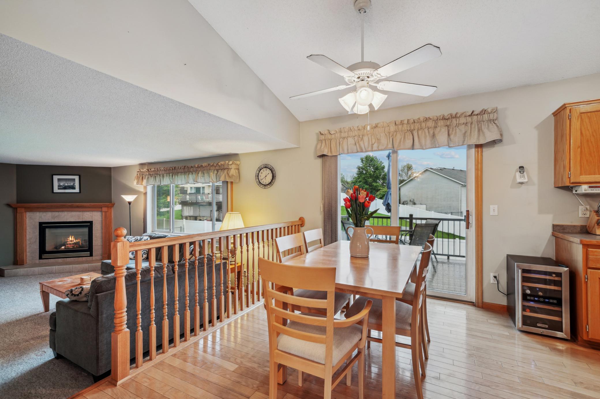 579 Maple Knoll Circle NW