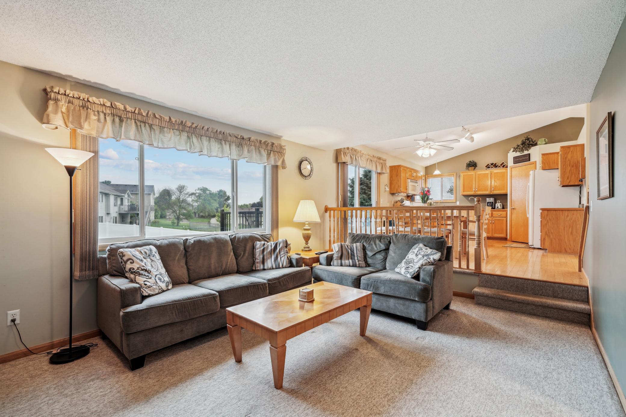 579 Maple Knoll Circle NW