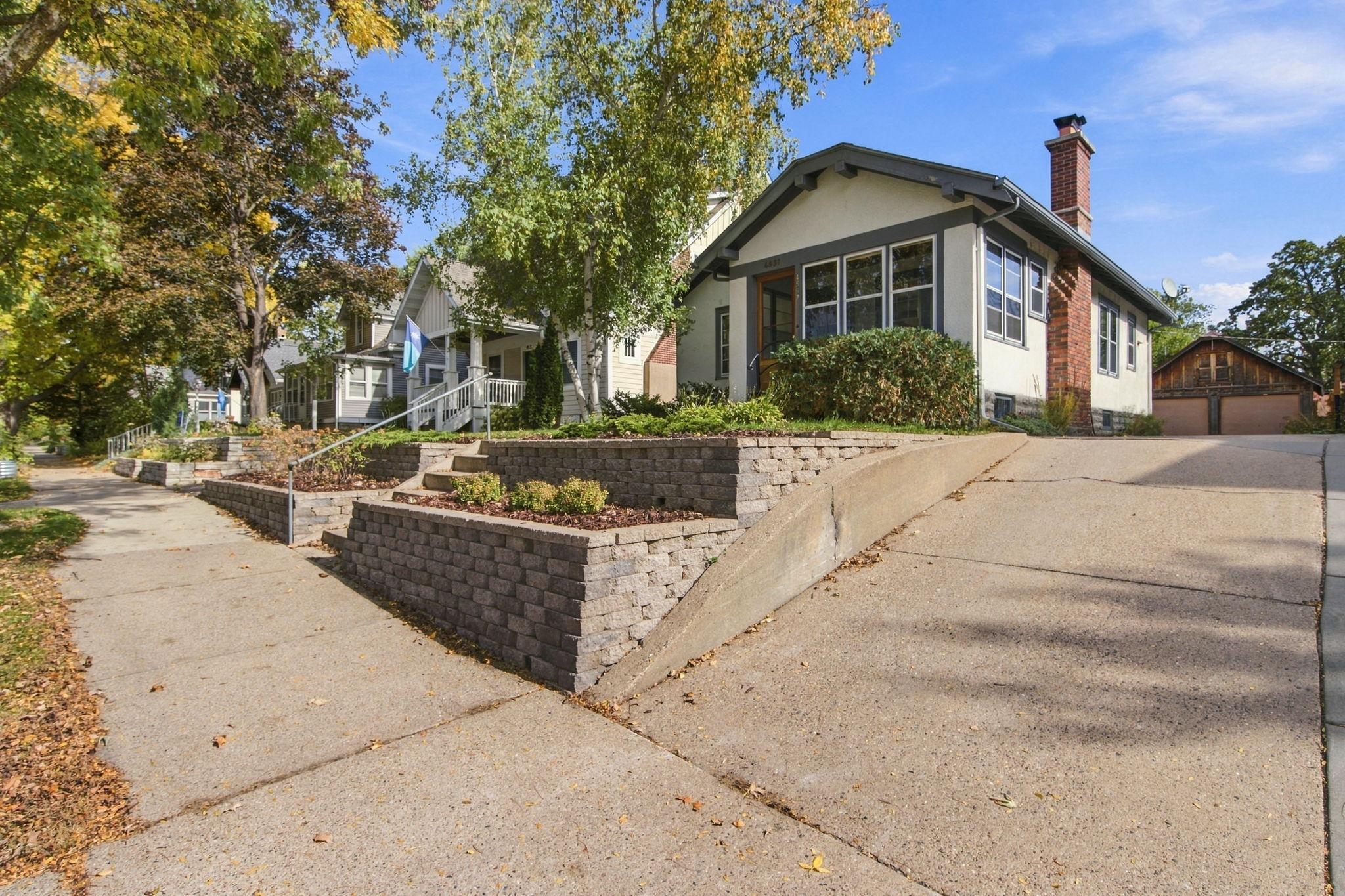 4537 Zenith Avenue S