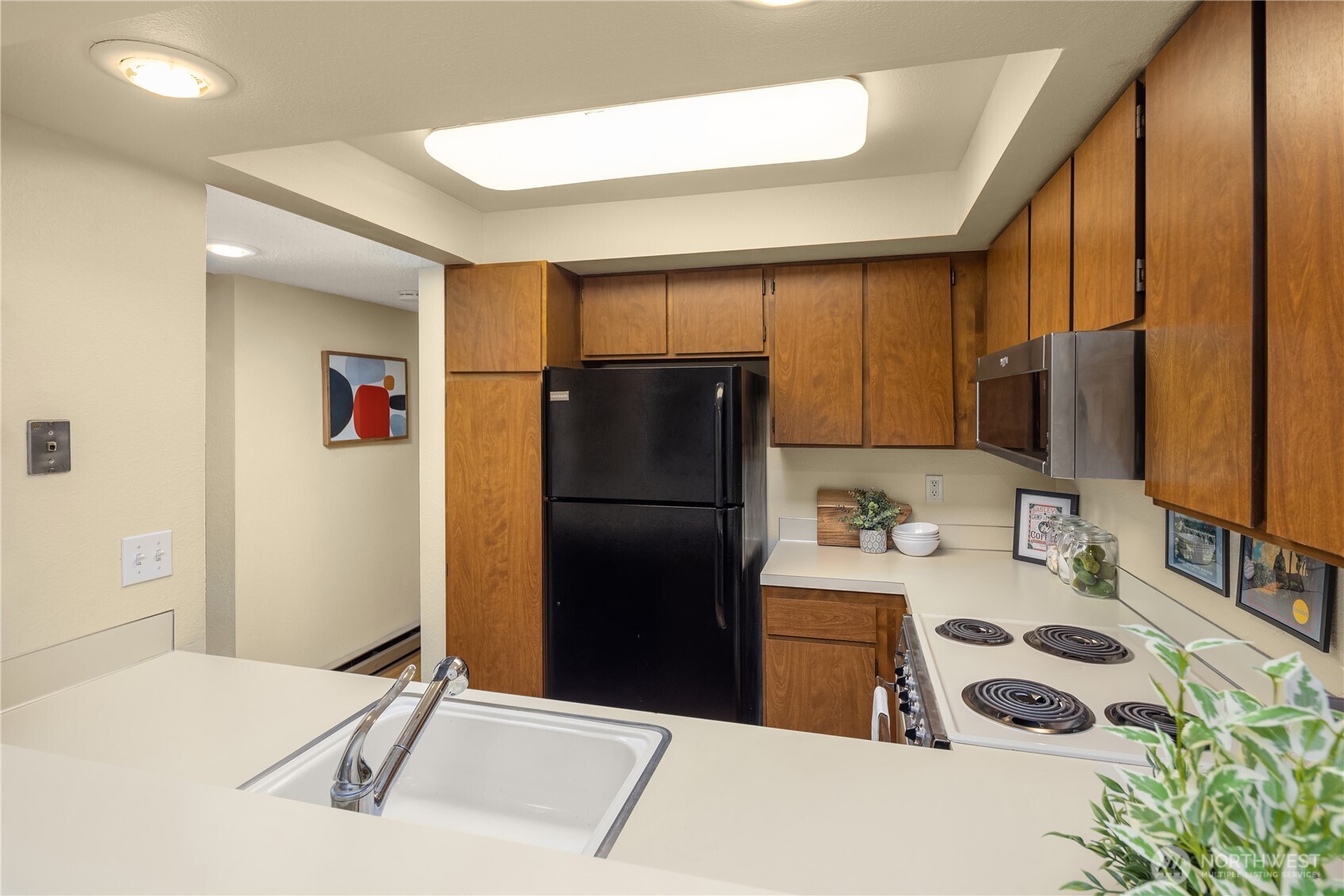 9504 Ravenna Avenue NE Unit: 203