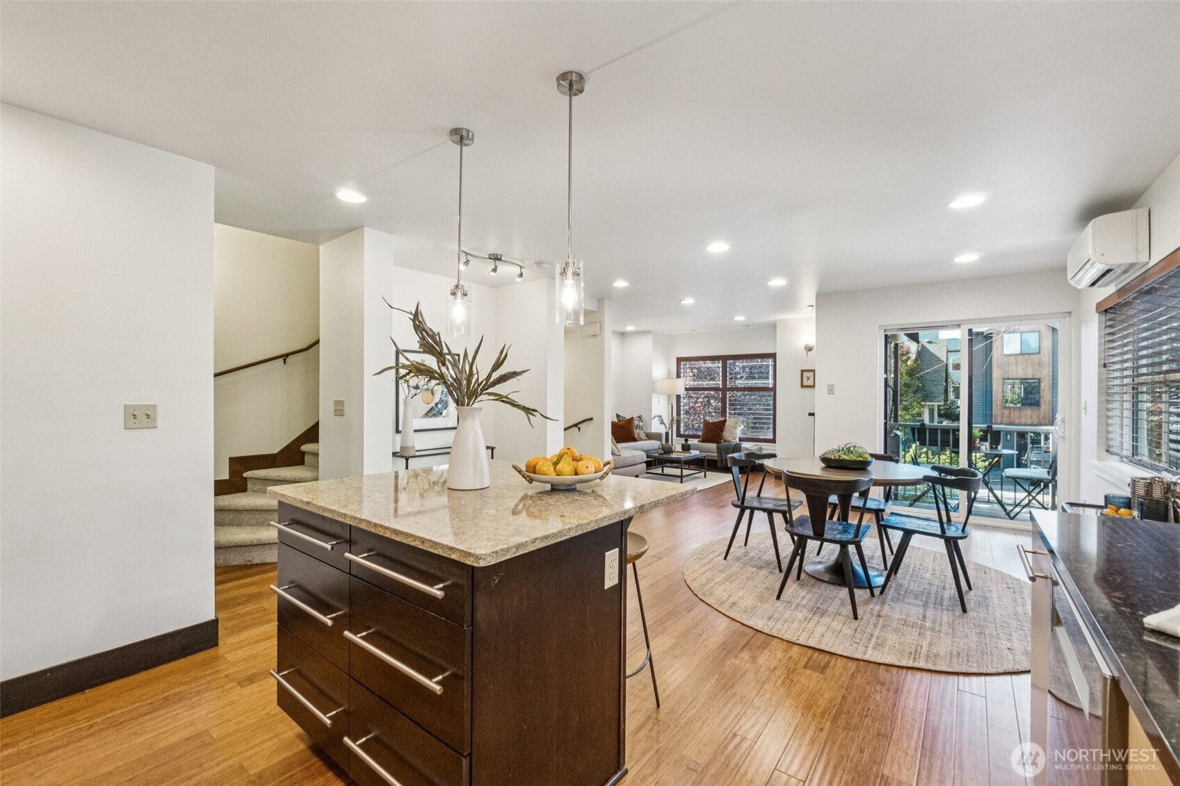 3634 Palatine Avenue N Unit: B